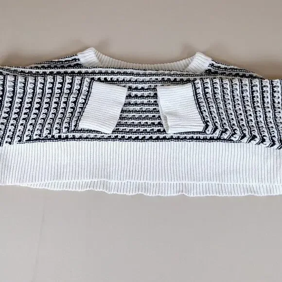 Old Navy Black White Striped Knit Cotton Pullover Patterned Crewneck Sweater - Picture 11 of 11